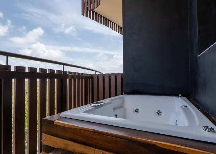 Beachside Penthouse Private Pool And Hot Tub *