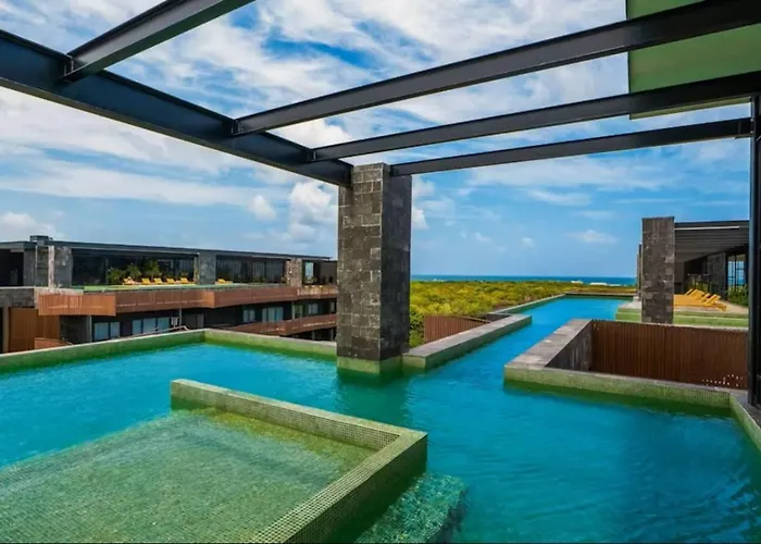 Beachside Penthouse Private Pool And Hot Tub *