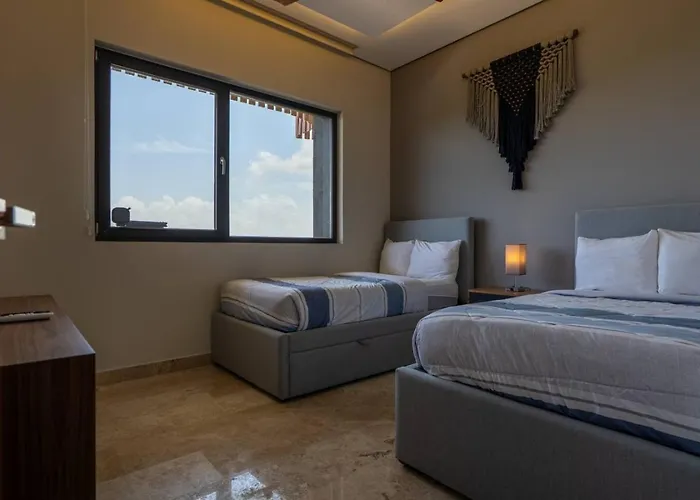 Apartment Beachside Penthouse Private Pool And Hot Tub *