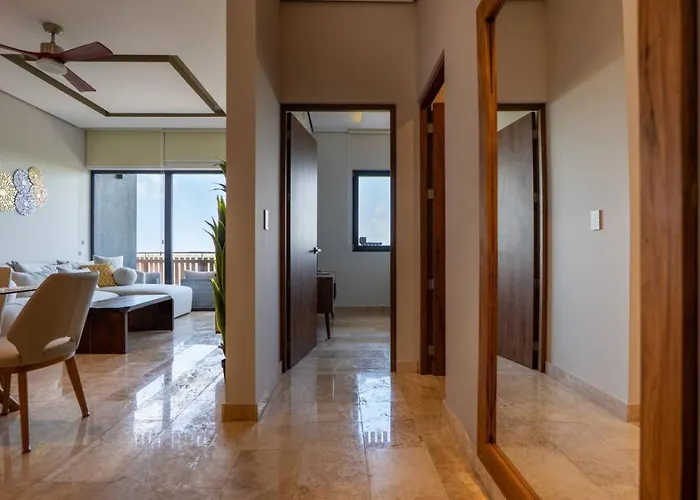 Apartment Beachside Penthouse Private Pool And Hot Tub *