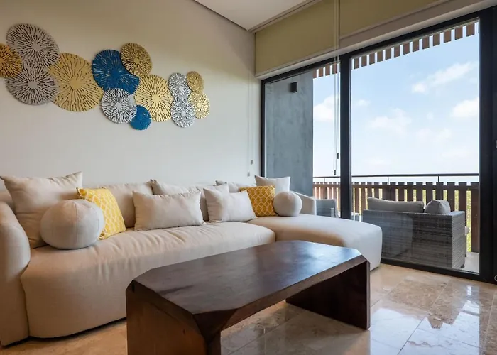 Beachside Penthouse Private Pool And Hot Tub Apartment