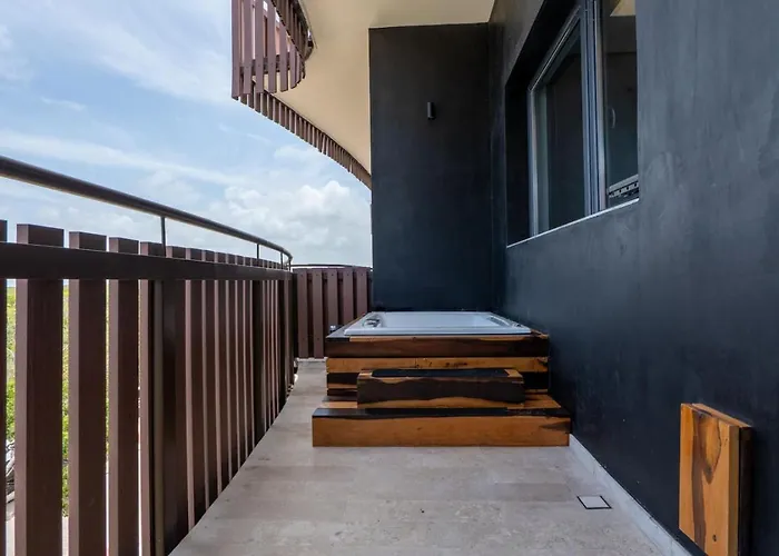 Beachside Penthouse Private Pool And Hot Tub